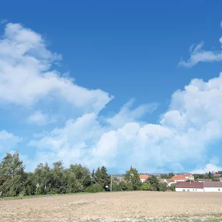 Semesterbostad Luxurious Holiday In Babice With Swimming Pool